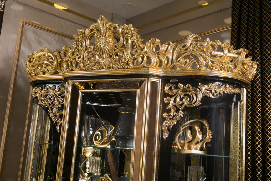 Şehrazat Siyah Gold Yemek Odası